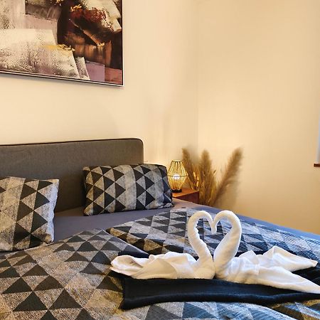 Apartment Artista Weitensfeld ภายนอก รูปภาพ